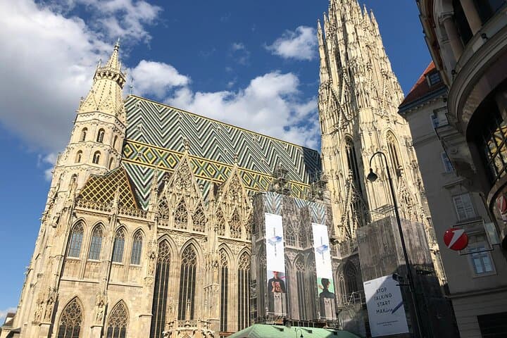 Explore Vienna: Self-Guided Walking Tour and Scavenger Hunt in the Innere Stadt photo 2