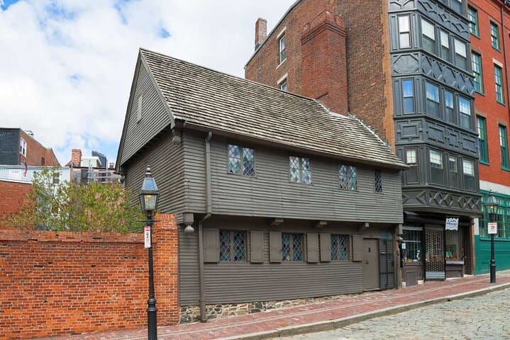 Boston Arrival Private Transfer: Luxury SUV from BOS to Downtown photo 5