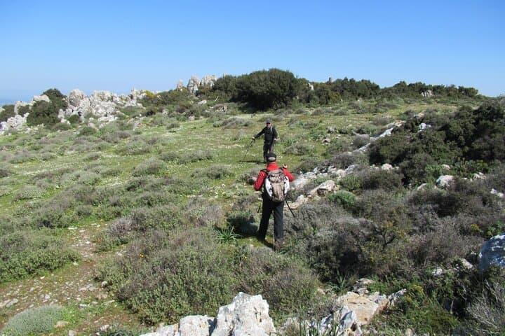 Giouhtas Mount Trekking: Easy Heraklion Hike to Panoramic Views photo 3