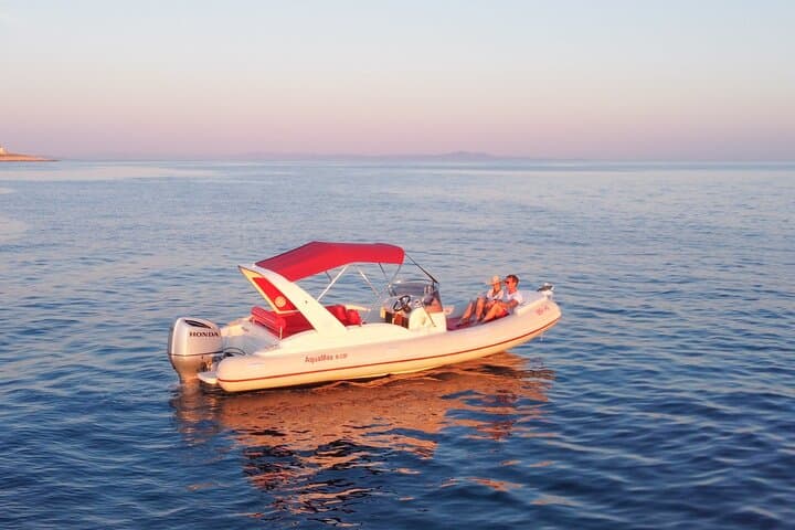 Explore Croatia’s Hidden Gems: Private Boat Tour of Red Rocks & Pakleni Islands photo 6