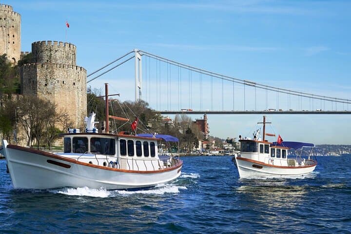 Classic Istanbul Old City Tour: 1–3 Day Walking Itinerary with Bosphorus Ferry photo 3