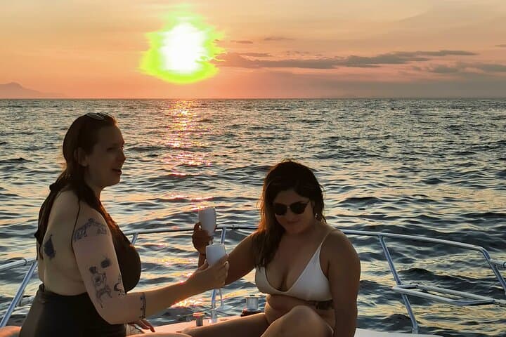 Sorrento Sunset Small-Group Boat Tour: Swim, Views & Coastal Secrets photo 4