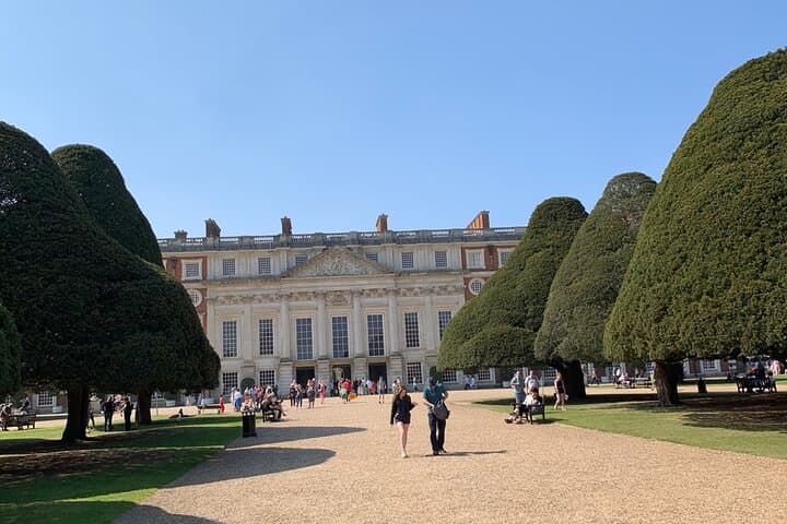Windsor Castle and Hampton Court Palace: Private Self-Guided Day Trip from London photo 2