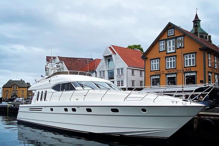 Stavanger City-Island Guided Cruise: Slow Island Hop with Shellfish & Tapas