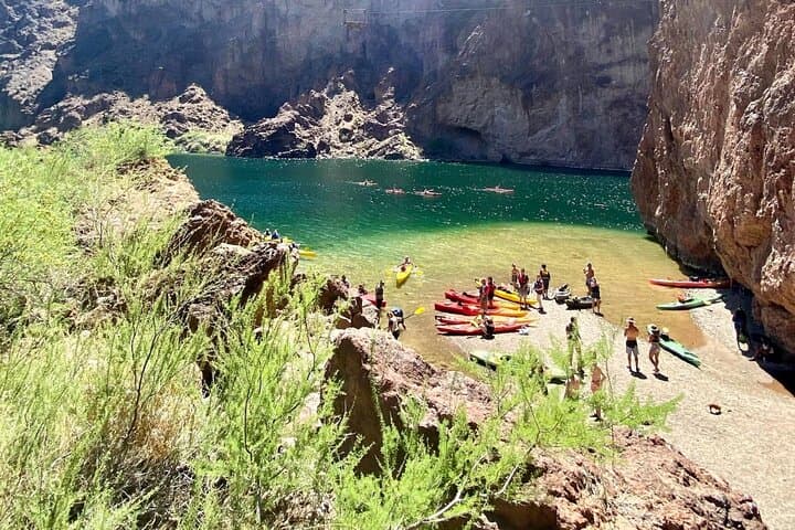 Half-Day Kayak Adventure to Emerald Cave from Las Vegas photo 5