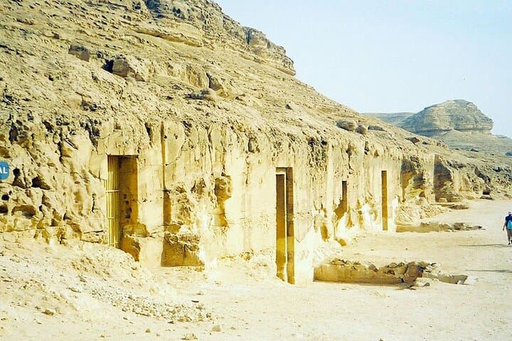 Full-Day El Minya Tour from Cairo — Tuna El-Gabal, Amarna & Beni Hassan photo 6