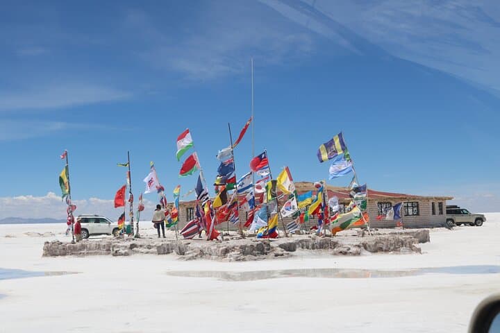 3-Day Uyuni Salt Flats & Colored Lagoons Tour — Sunset, Mirror & Hot Springs photo 4
