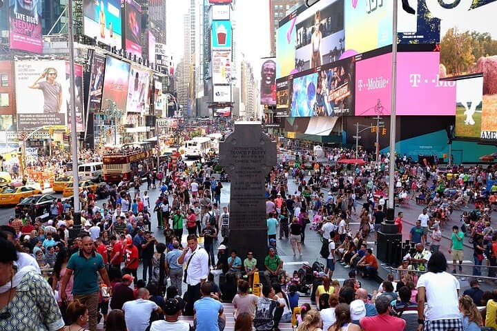 Secrets of 42nd Street: Private Midtown Manhattan Walking Tour photo 4