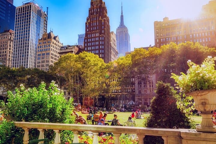 Secrets of 42nd Street: Private Midtown Manhattan Walking Tour photo 6