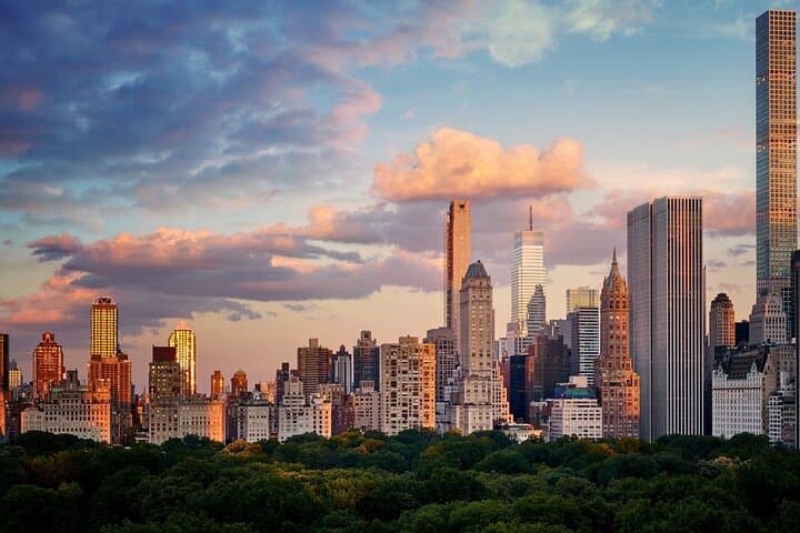 Custom Private Walking Tour of New York City with a Licensed Local Guide photo 1