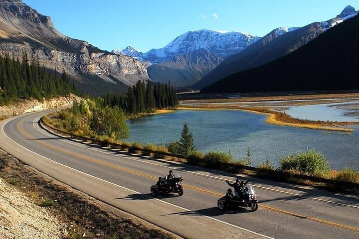 3-Day Columbia Icefield & Jasper Tour from Calgary — Icefields Parkway, Athabasca Glacier & Maligne Lake photo 5