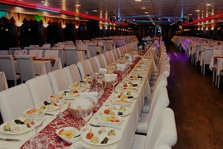 Bosphorus Dinner Cruise: Evening Gourmet & Historic Views in Istanbul photo 4
