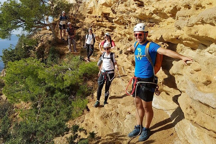 Philémon Crossing Via Cordata: Half-Day Abseil and Clifftop Route near La Ciotat photo 2