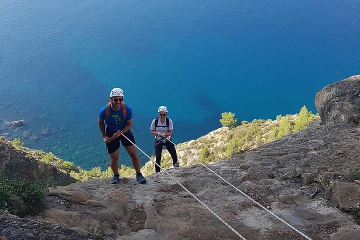 Philémon Crossing Via Cordata: Half-Day Abseil and Clifftop Route near La Ciotat photo 1