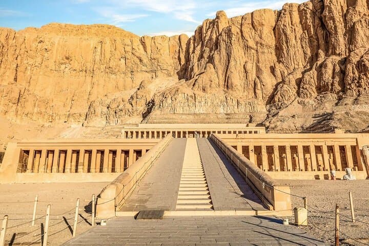 Nile Cruise From Aswan to Luxor: Abu Simbel, Hot-Air Balloon & Temple Highlights photo 6