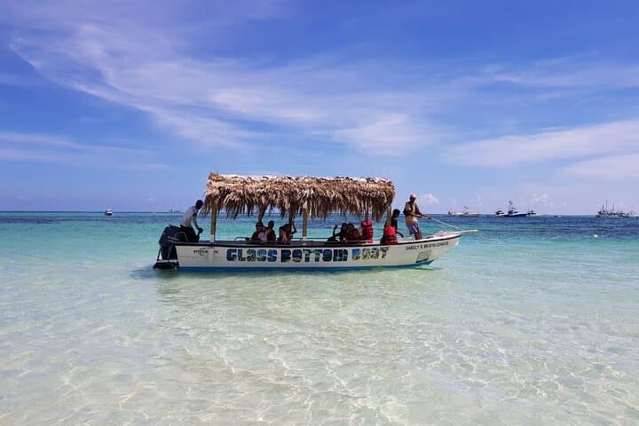 Punta Cana Glass-Bottom Boat Tour to Isla Saona & Palmilla Natural Pool photo 1