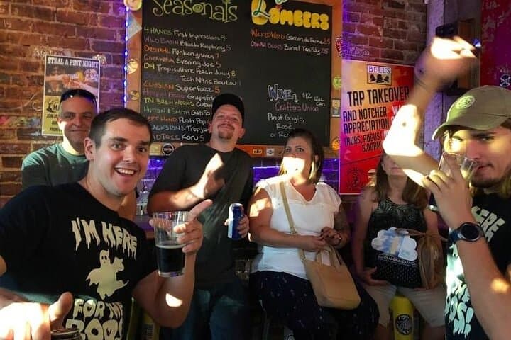 Ghost and Booze Tour Chattanooga: Haunted Pub Crawl in the Historic District