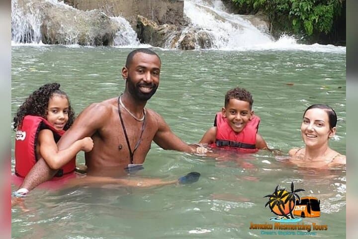 Blue Hole & White River Bamboo Rafting Private Tour in Ocho Rios photo 4