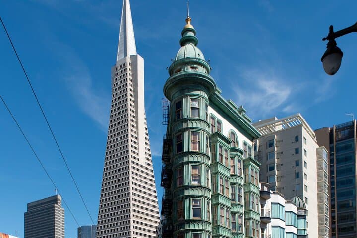 Downtown San Francisco Private 2-Hour Walking Tour: Union Square, Chinatown & Financial District photo 3