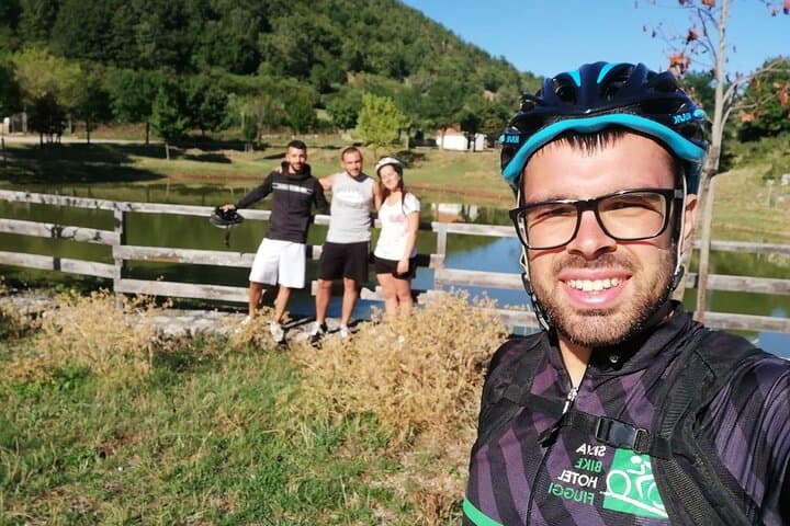 E-Bike the Arcinazzo Plateaus and Cesanese Wine Route from Fiuggi photo 2