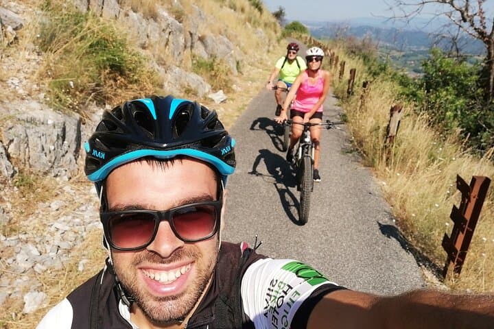 E-Bike the Arcinazzo Plateaus and Cesanese Wine Route from Fiuggi photo 4