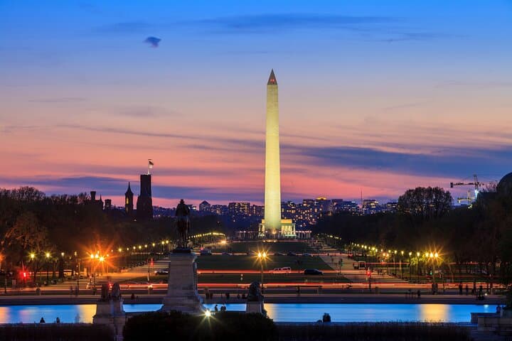 Dark Nights in D.C.: After-Dark Walking Tour of Hauntings & History photo 3