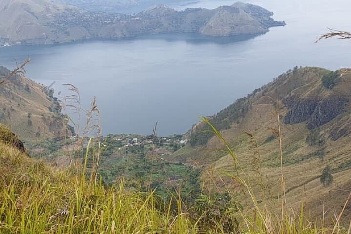 Lake Toba Views & Karo Highlands Private Day Tour from Medan photo 3