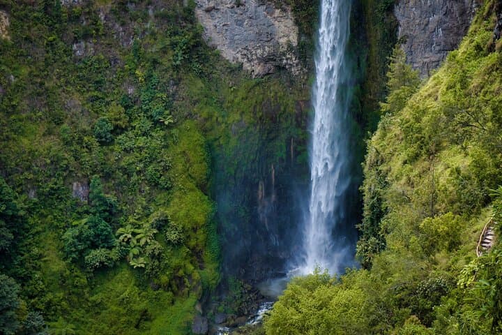 Day Trip from Medan: Brastagi Highlands & Sipisopiso Waterfall Viewpoint photo 3