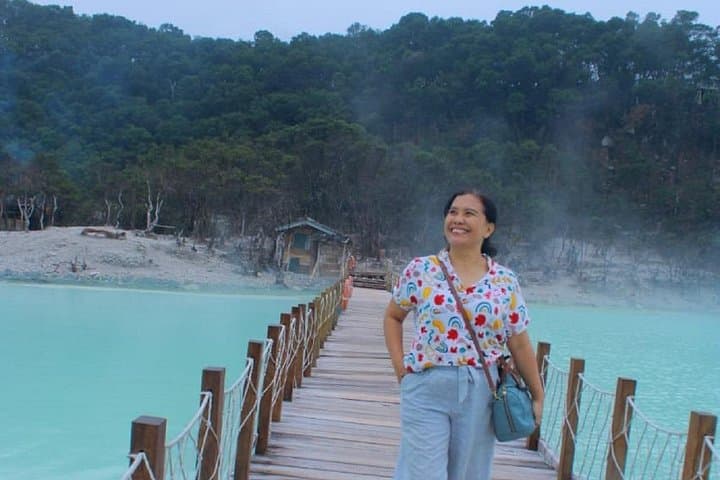Full-Day Bandung Tour: Kawah Putih, Rancabali Lake & Tea Plantation photo 1