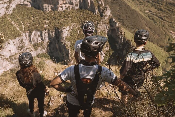 Full-Day Ghost Town E-Bike Tour: Fabriano to Genga & Frasassi Caves photo 3