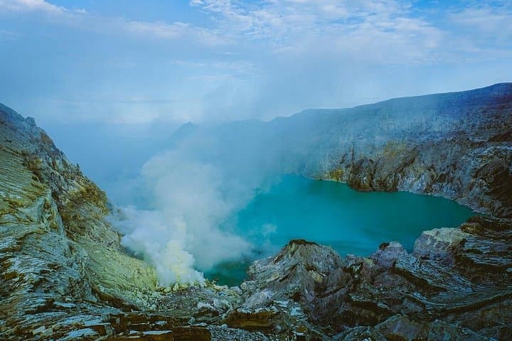 3-Day Bali North Tour: Dolphins, Menjangan Snorkel & Ijen Blue Fire Trek photo 2