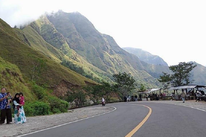 North Lombok Full-Day: Rinjani Views, Pusuk Pass & Sendang Gile Waterfall photo 4