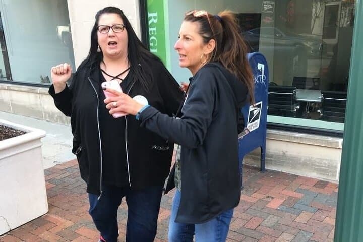 Kelowna Crazy Dash Scavenger Hunt: Interactive Downtown Walking Game photo 3