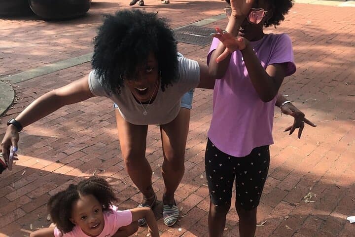 Explore Lakeland: City Scavenger Hunt Adventure with Crazy Dash photo 3