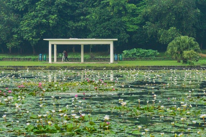 Full-Day Bogor Private Tour: Botanical Garden, Parahyangan Temple & Nangka Waterfall
