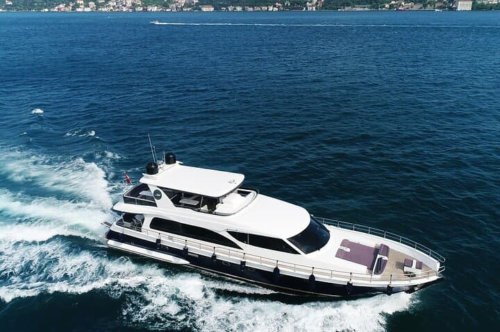 Bosphorus Yacht Cruise to Kanlica: Asian-Side Stopover and Turkish Coffee photo 4