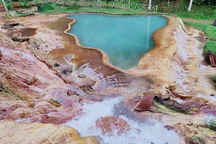 Tangkuban Perahu Crater and Curug Cipanas Hot Springs Private Day Tour photo 3