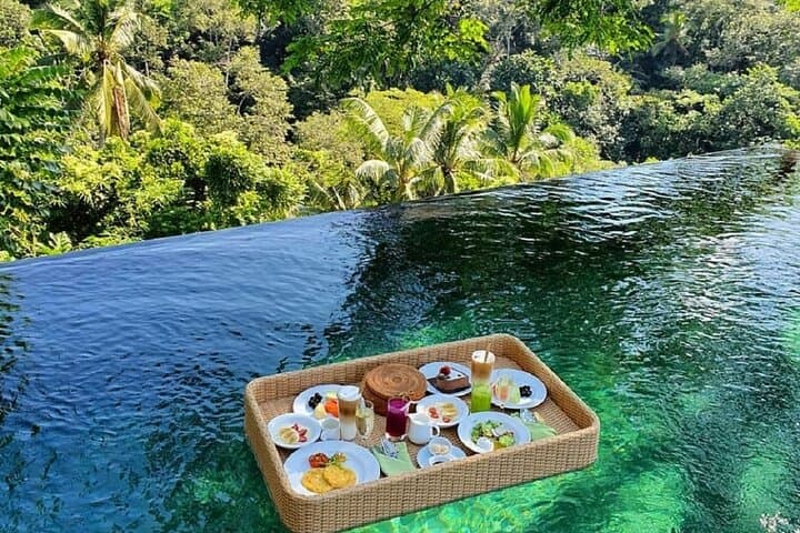 Ubud Romantic Jungle Tour: Floating Breakfast, Jungle Swing & Spa photo 6