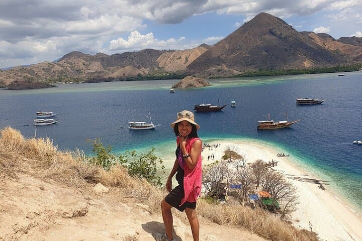 Sunset Snorkel at Komodo: Kelor, Menjarite & Kalong Half-Day Guide