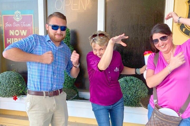 Burbank City Scavenger Hunt: Crazy Dash Walking Adventure in Burbank, CA