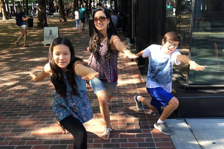 Explore Pasadena on Foot: Crazy Dash Scavenger Hunt & City Walking Adventure