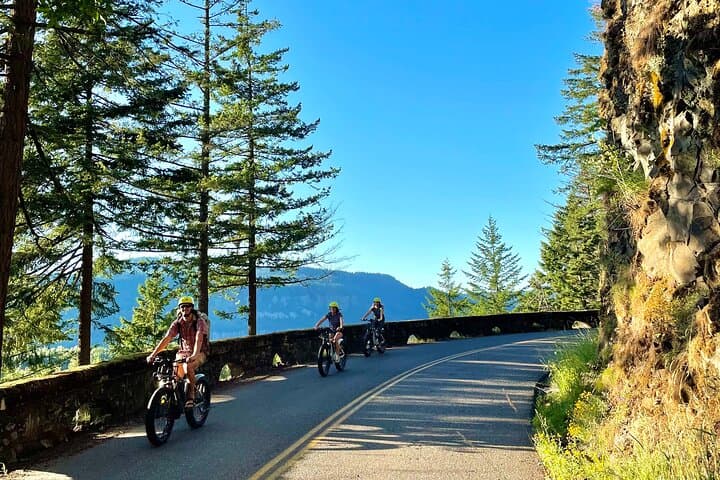 E-bike Multnomah Falls Tour: 6 Columbia River Gorge Waterfalls in 3.5 Hours photo 4