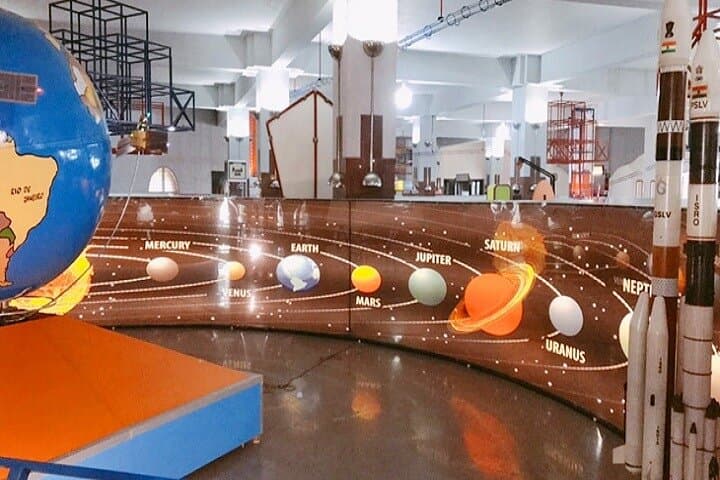 Hyderabad Day Tour: Snow World & Birla Science Museum with Buffet Lunch photo 2