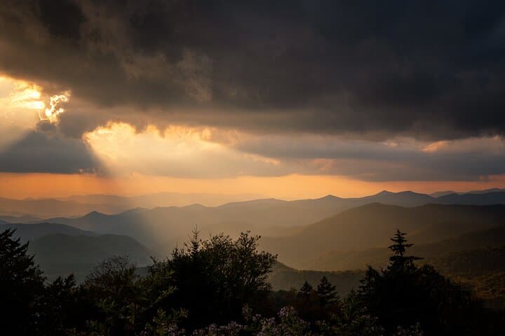 Blue Ridge Autumn Color Photography Half-Day Tour with Pro Instruction photo 3