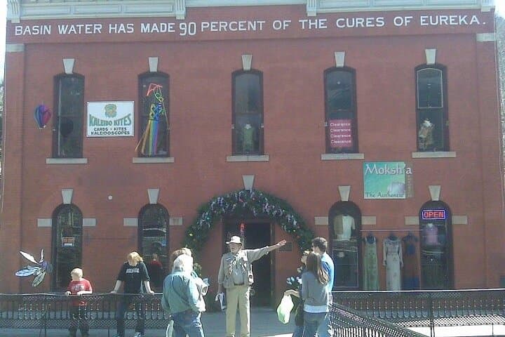 Underground Eureka: 70-Minute Guided Downtown Eureka Springs Walking Tour photo 2