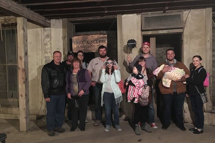 Underground Eureka: 70-Minute Guided Downtown Eureka Springs Walking Tour photo 4