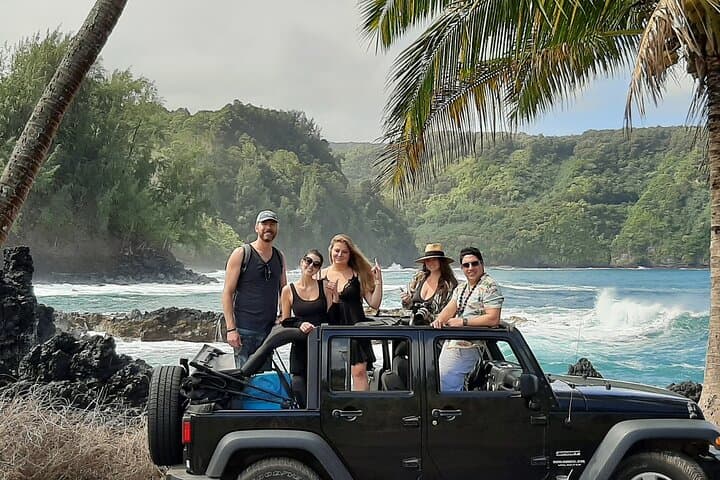 Private Road to Hana Jeep Tour and Waterfall Hikes — Maui Half-Day Adventure photo 2