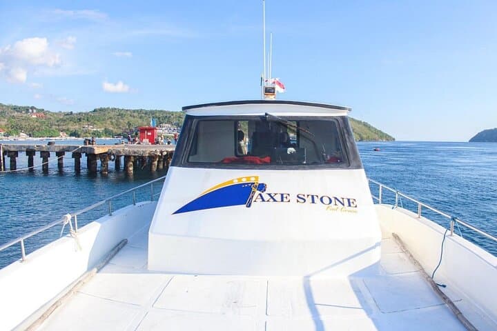 Navigating the Waves: Fast Boat Transfer to Nusa Penida photo 2