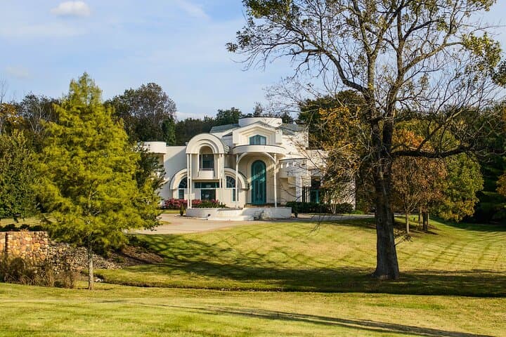 Nashville Homes of the Stars: 2-Hour Guided Celebrity Homes Bus Tour photo 4