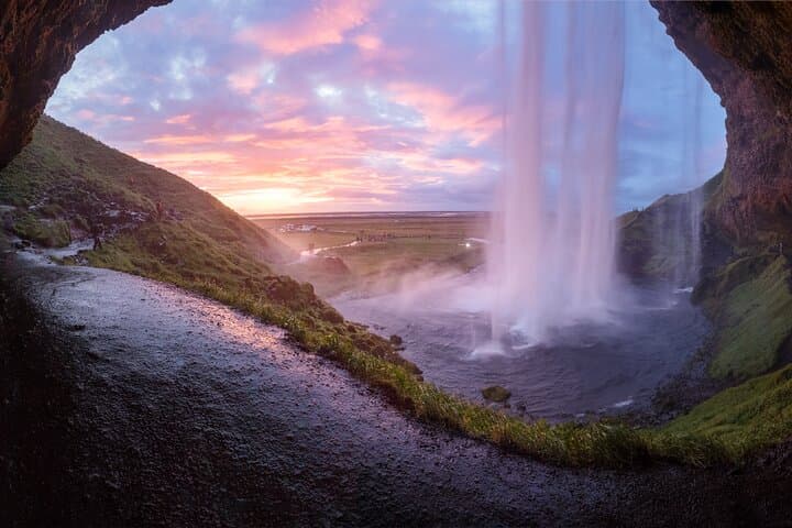 Private Iceland South Coast Glacier Hike — Full-Day Guided Tour photo 2